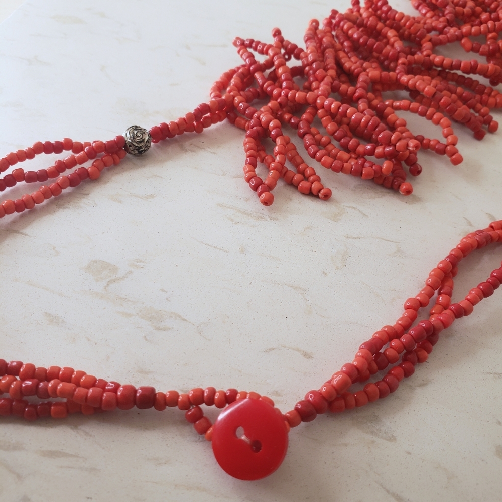 Nemo Coral Seed Beaded Necklace - Picture 5 of 10